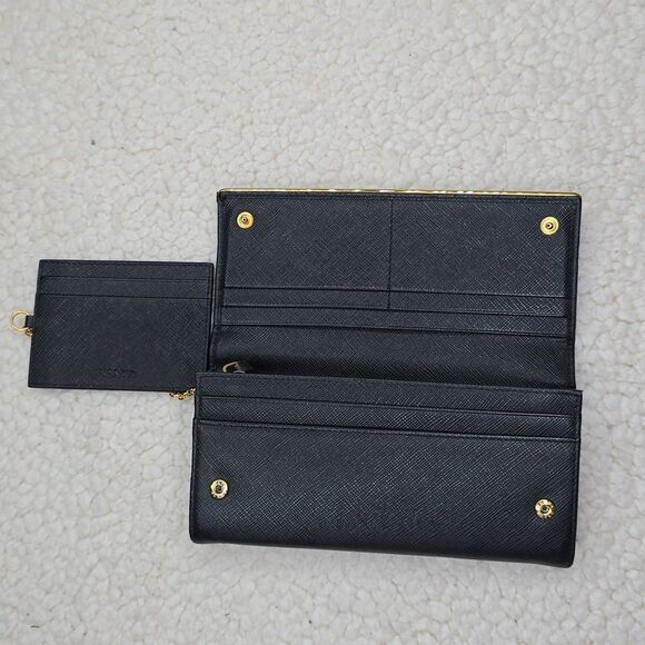 Prada Leather wallet with detachable badge holder/ card holder - Picture 5 of 11